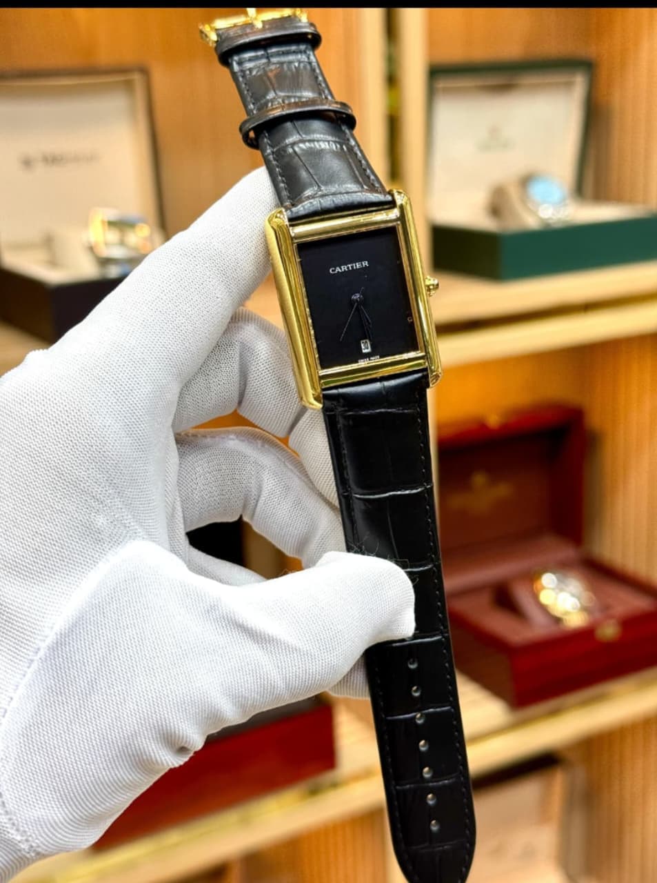 Cartier Tank Must Gold